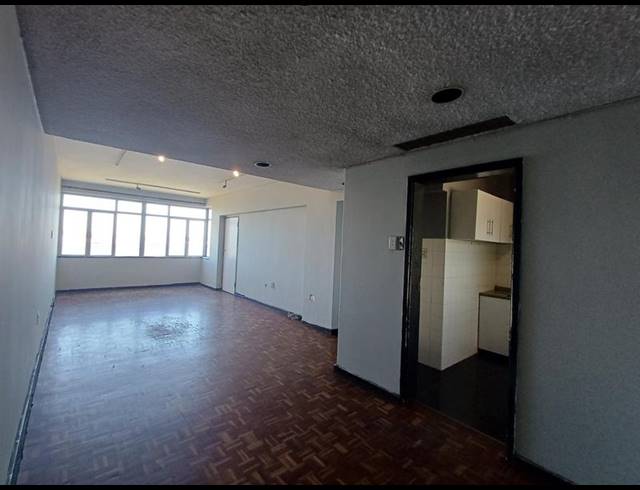 1 BEDROOM PROPERTY TO RENT IN VICTORIA EMBANKMENT